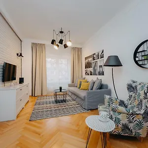 Apartment Shortstaypoland Marszalkowska, Warsaw